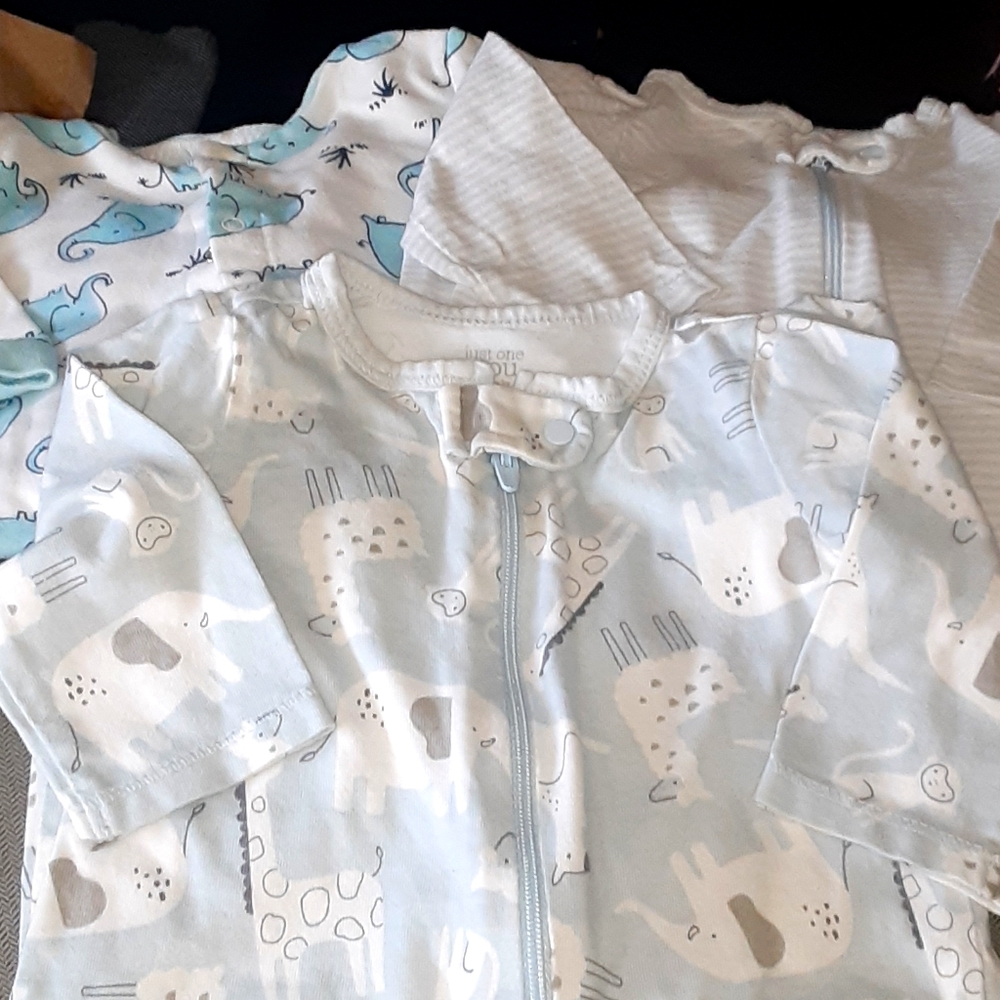 BABY SLEEPERS